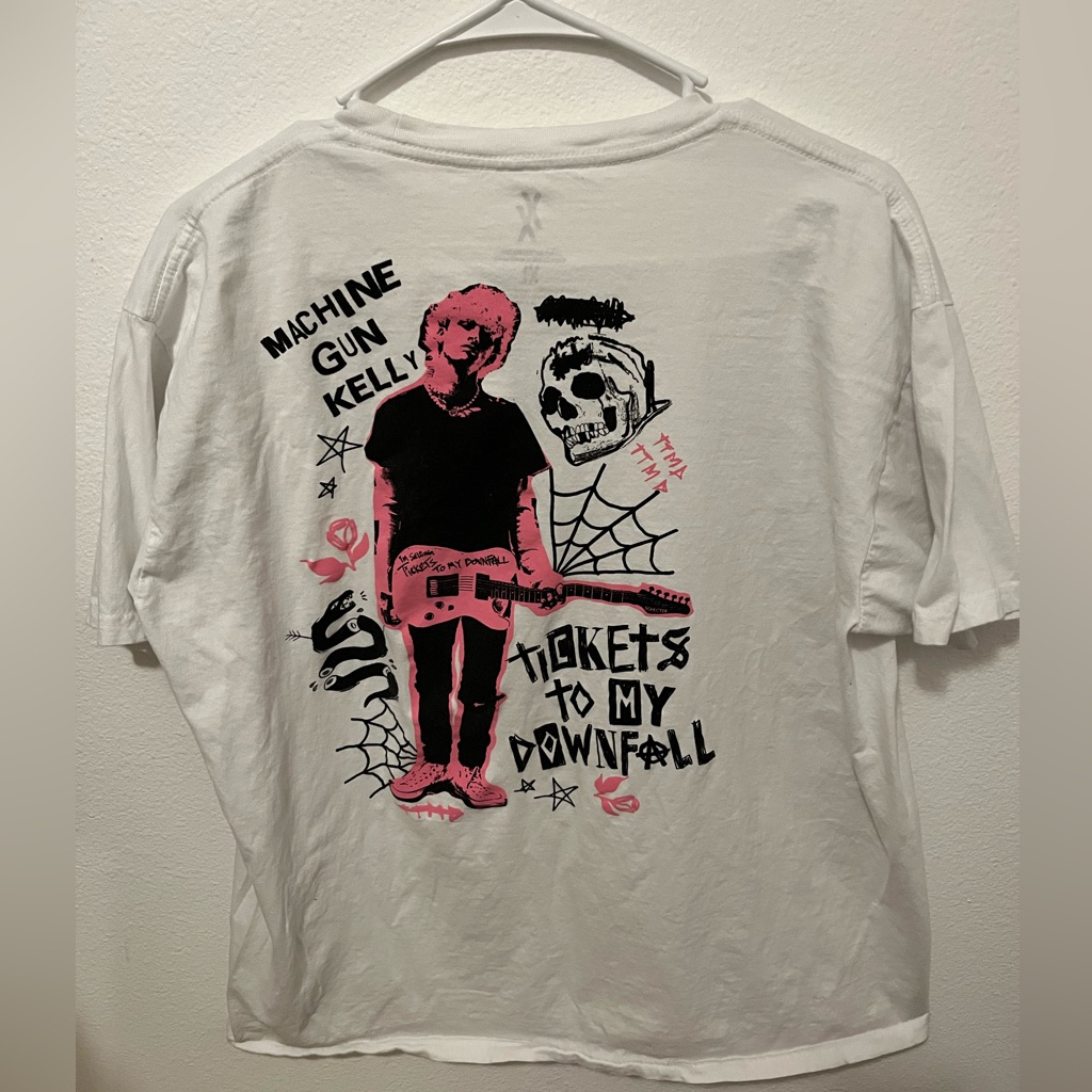 Machine Gun Kelly Tickets To My Downfall Concert TShirt Size Xl